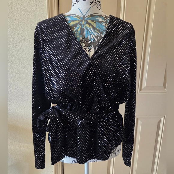 Gilli Tops - NWOT Gilli Black Velvet Polka Dot Belted Peplum Top